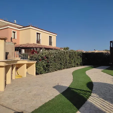 Oasi Delle Onde Holiday home Villasimius